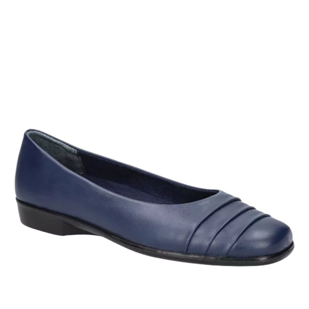 Easy Street Women's Hayes Square Toe Flats Size 8 Navy NWB